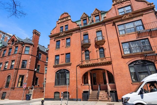 8 Fairfield Street, Boston, MA 02116