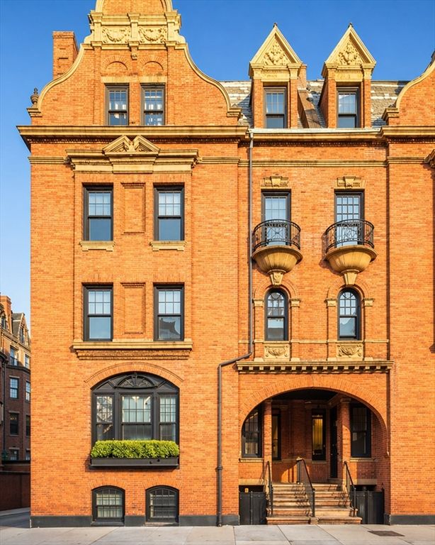 8 Fairfield Street, Boston, MA 02116