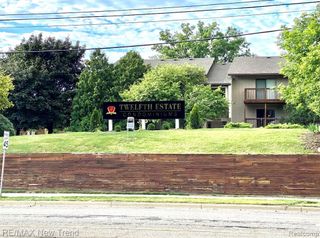 30052 W 12 Mile Rd 66, Farmington Hills, MI 48334