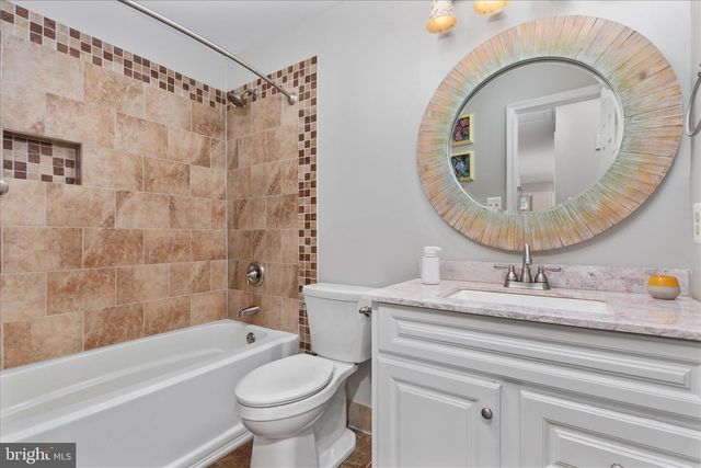 7821 ONTARIO RD, Gainesville, VA 20155