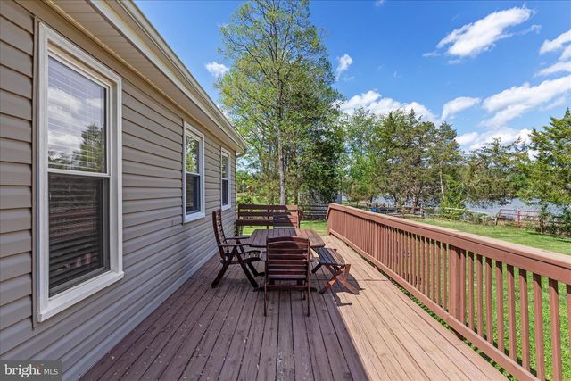 7821 ONTARIO RD, Gainesville, VA 20155