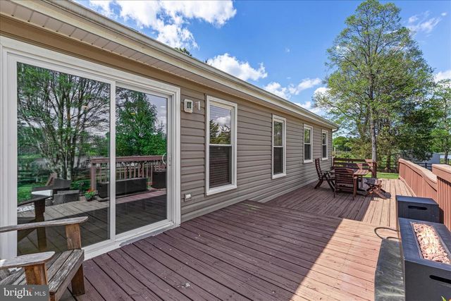 7821 ONTARIO RD, Gainesville, VA 20155