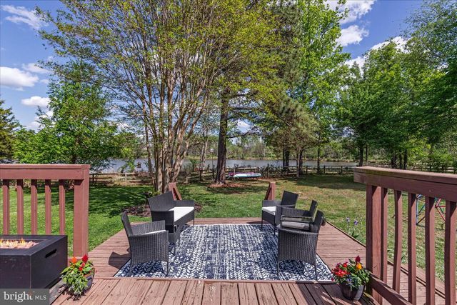 7821 ONTARIO RD, Gainesville, VA 20155