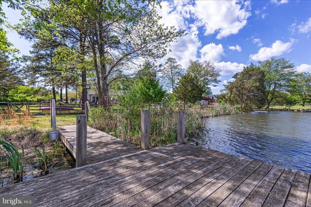 7821 ONTARIO RD, Gainesville, VA 20155