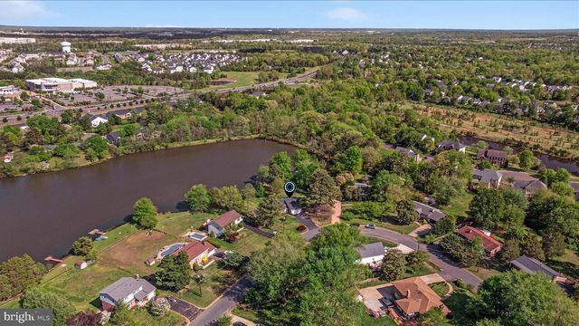 7821 ONTARIO RD, Gainesville, VA 20155