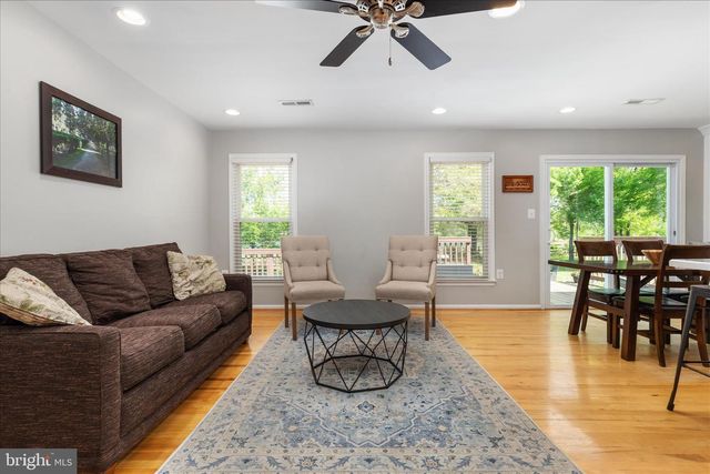 7821 ONTARIO RD, Gainesville, VA 20155