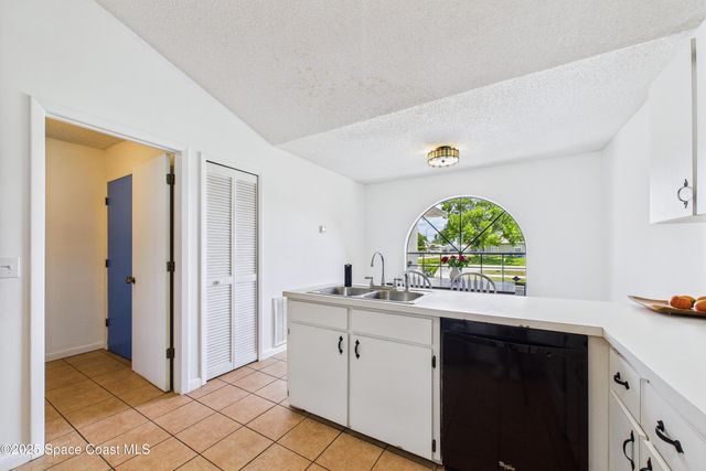 136 Emerson Drive NW, Palm Bay, FL 32907