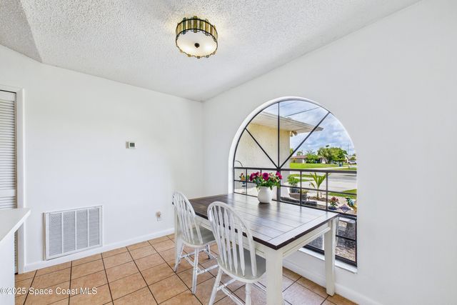 136 Emerson Drive NW, Palm Bay, FL 32907