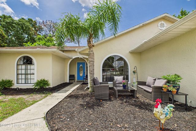 136 Emerson Drive NW, Palm Bay, FL 32907