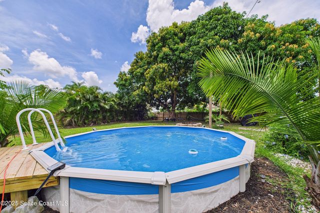 136 Emerson Drive NW, Palm Bay, FL 32907