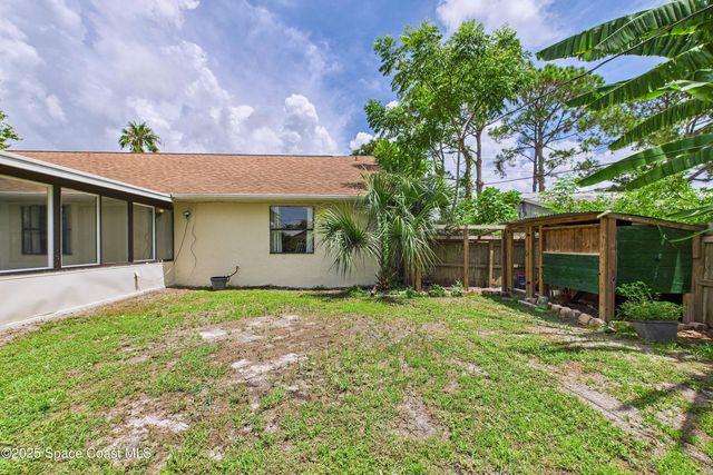136 Emerson Drive NW, Palm Bay, FL 32907
