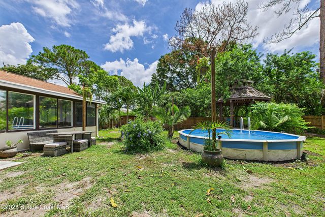 136 Emerson Drive NW, Palm Bay, FL 32907