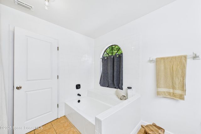 136 Emerson Drive NW, Palm Bay, FL 32907