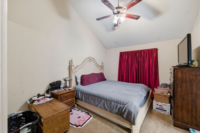 10464 Woodleaf Drive, Dallas, TX 75227