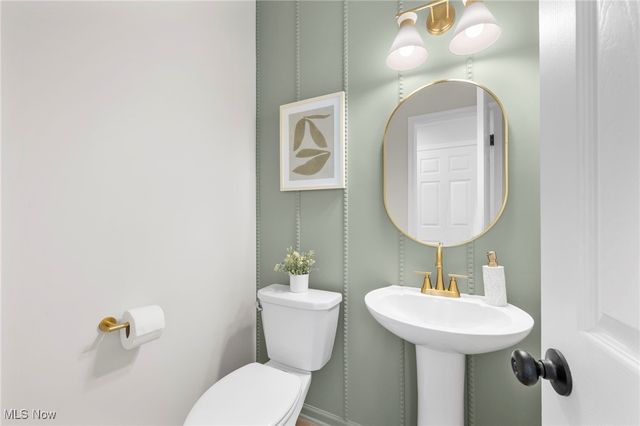 3011 Bluestone Lane, Bedford Heights, OH 44146