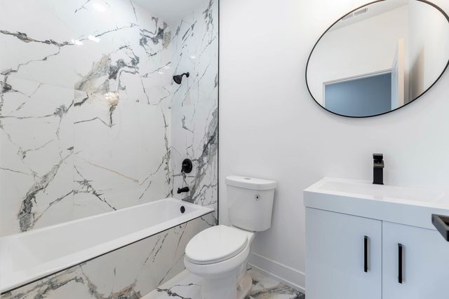 5809 S Indiana Avenue 2, Chicago, IL 60637