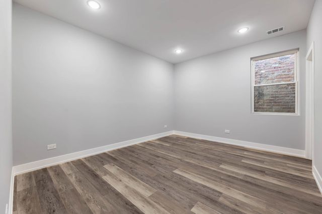 5809 S Indiana Avenue 2, Chicago, IL 60637