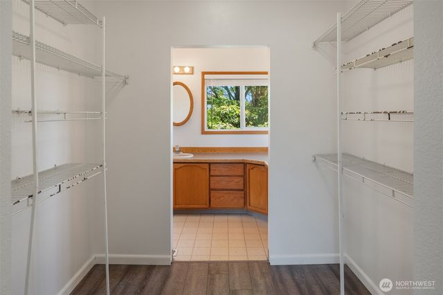 8815 18th Avenue SW, Seattle, WA 98106