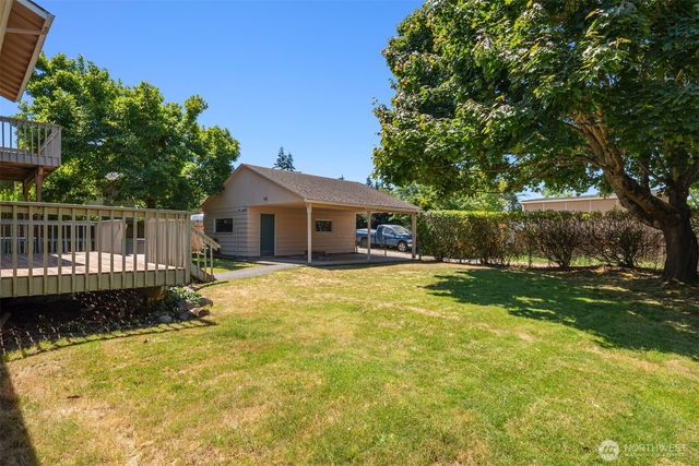 8815 18th Avenue SW, Seattle, WA 98106