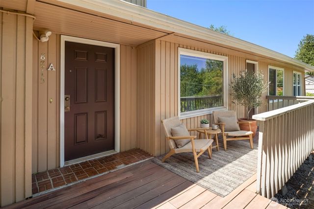 8815 18th Avenue SW, Seattle, WA 98106