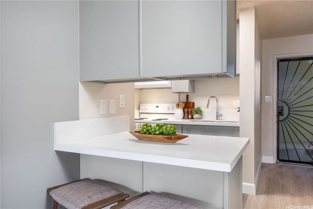 906 Lehua Avenue A306, Pearl City, HI 96782