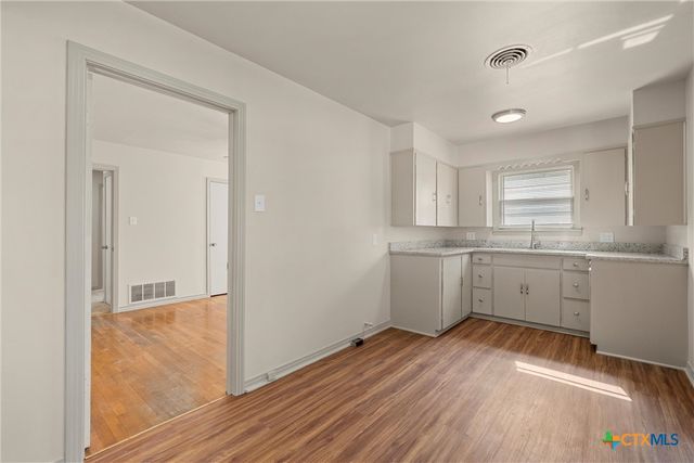 1612 S 49th Street, Temple, TX 76504