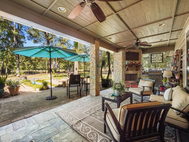 26806 Eagles Landing, Huffman, TX 77336