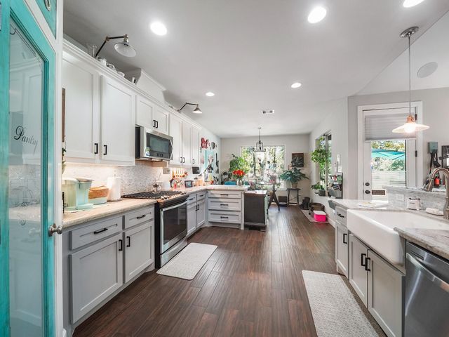 26806 Eagles Landing, Huffman, TX 77336