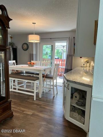 2014 Oak Meadow Circle, South Daytona, FL 32119
