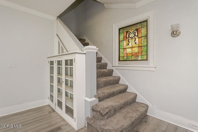 2740 Robinwood Avenue, Toledo, OH 43610