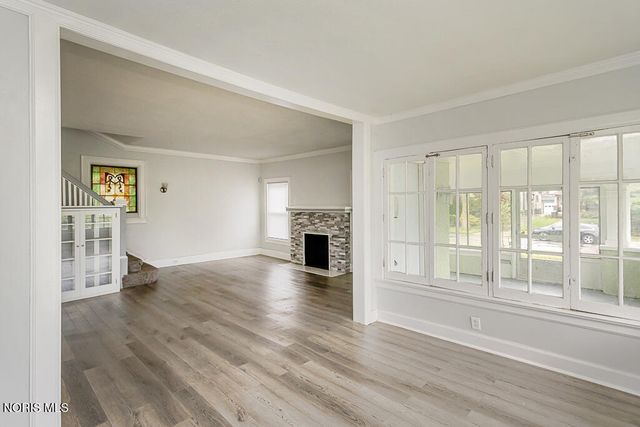 2740 Robinwood Avenue, Toledo, OH 43610