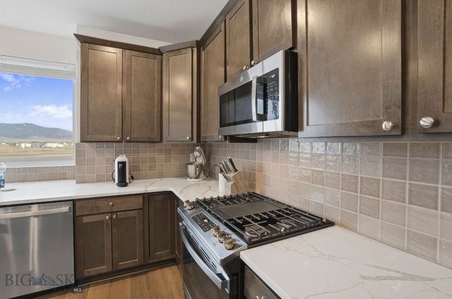 1811 N Cottonwood Road, Bozeman, MT 59718