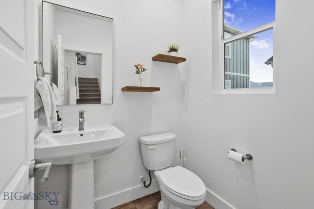 1811 N Cottonwood Road, Bozeman, MT 59718