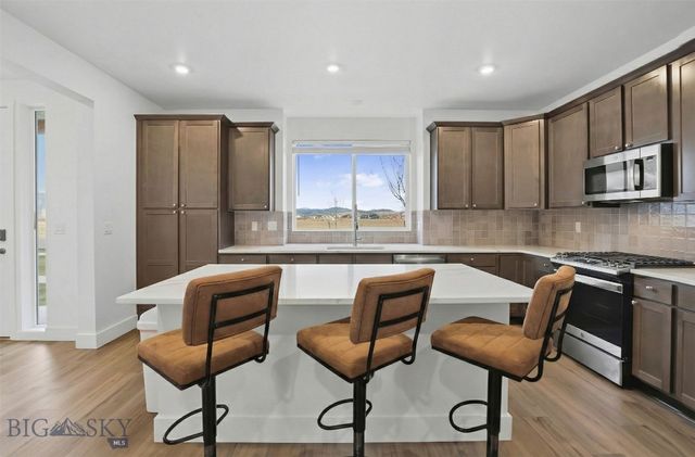 1811 N Cottonwood Road, Bozeman, MT 59718