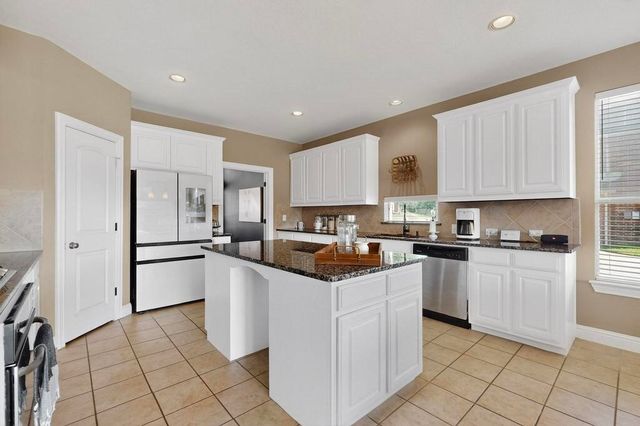 304 Foraker Street, Desoto, TX 75115