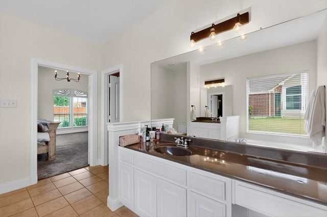 304 Foraker Street, Desoto, TX 75115