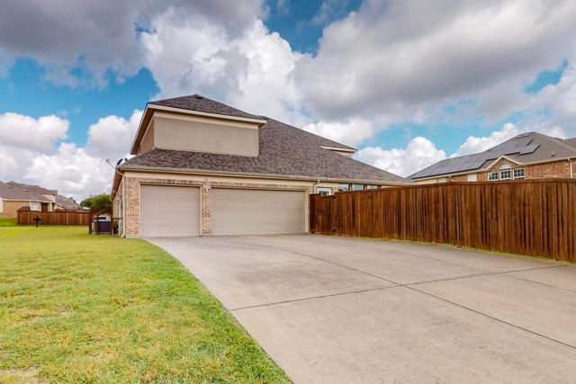 304 Foraker Street, Desoto, TX 75115