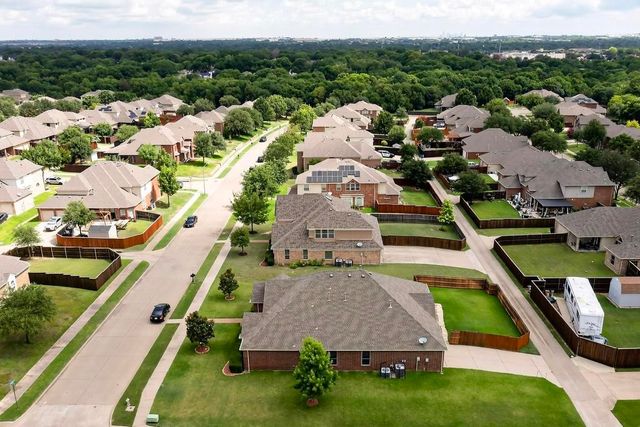304 Foraker Street, Desoto, TX 75115