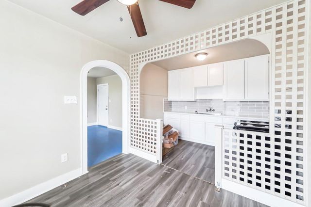 3205 Illinois Street, Baytown, TX 77520