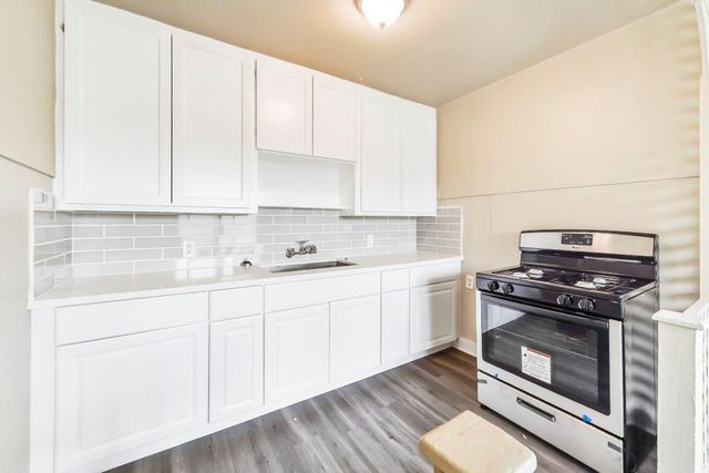 3205 Illinois Street, Baytown, TX 77520