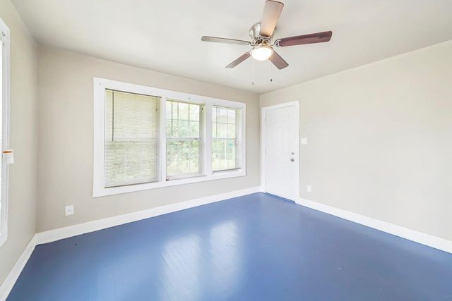 3205 Illinois Street, Baytown, TX 77520