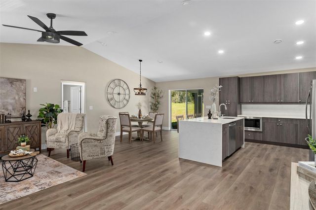 3011 E GRIFFIN STREET, Inverness, FL 34453