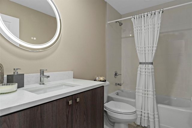 3011 E GRIFFIN STREET, Inverness, FL 34453