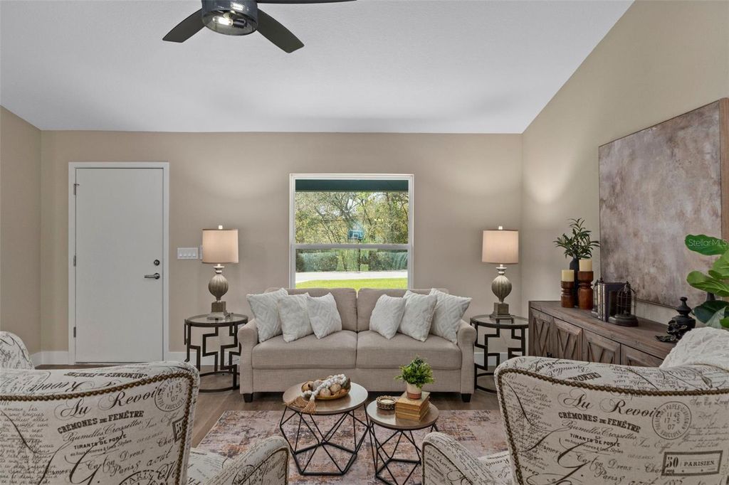 Image 16 of property listing at 3011 E GRIFFIN STREET, Inverness, FL 34453