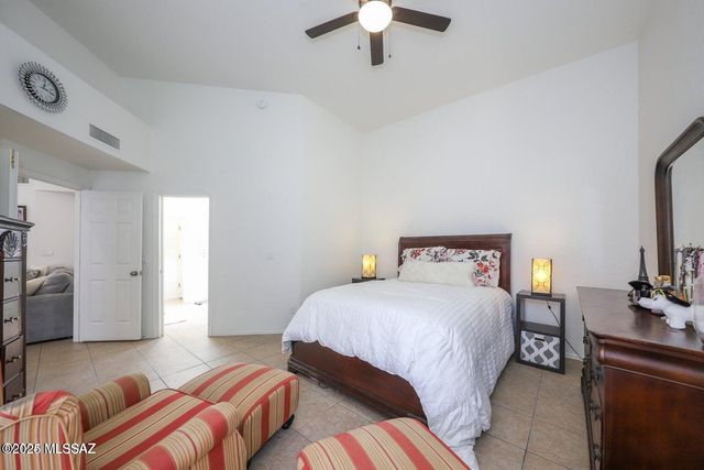 4937 N Valle Road, Tucson, AZ 85750