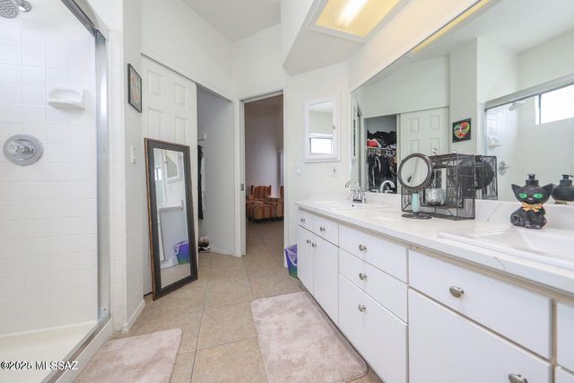 4937 N Valle Road, Tucson, AZ 85750