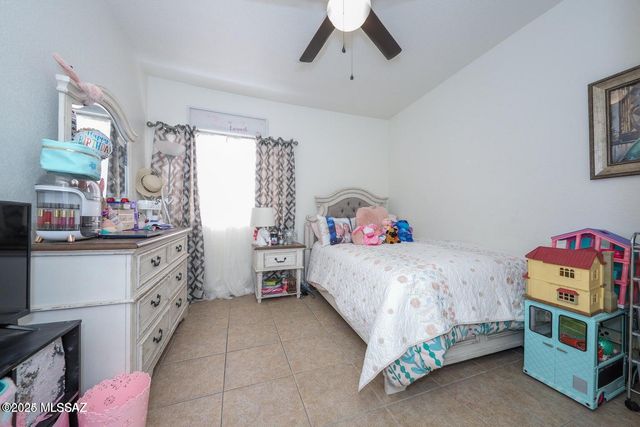 4937 N Valle Road, Tucson, AZ 85750