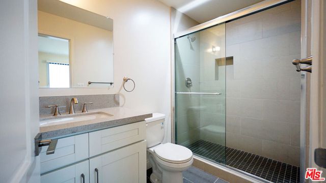 14403 Tiara Street 5, Van Nuys, CA 91401