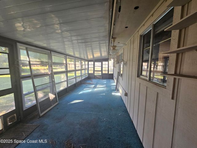 320 Algiers Avenue SE, Palm Bay, FL 32909