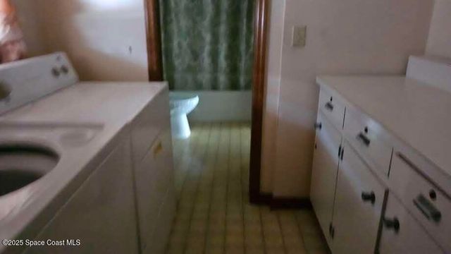 320 Algiers Avenue SE, Palm Bay, FL 32909